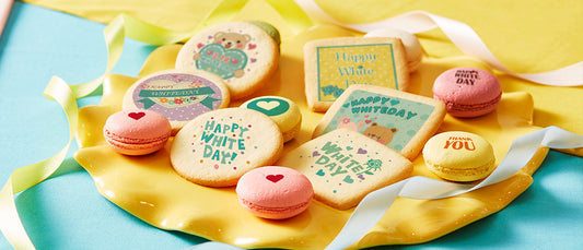 Why are sweets that have messages printed on them so popular in Japan?