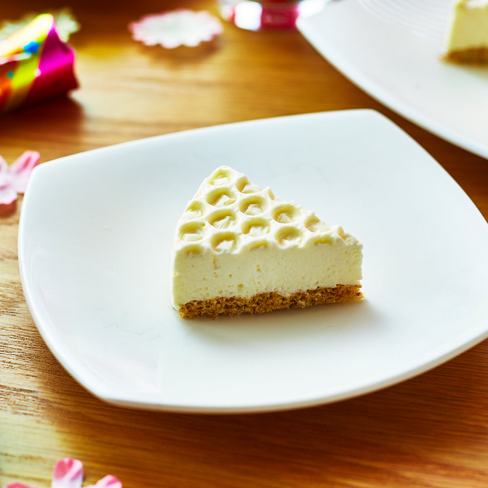 Low-carb No-Bake Cheesecake with printed cookie (diameter 12cm)