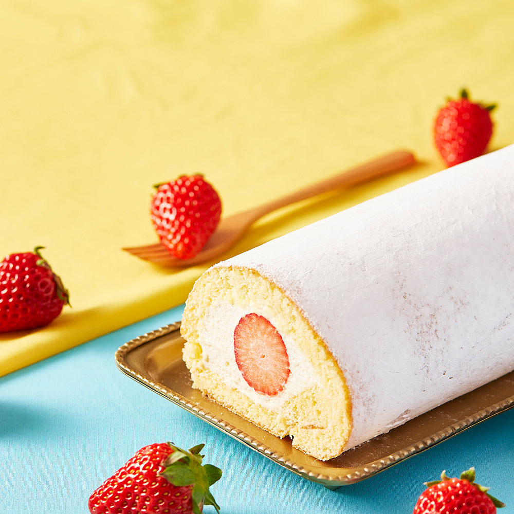 Tenku Strawberry Roll Cake